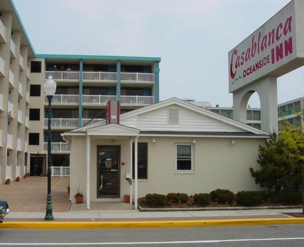 Casablanca Oceanside Inn Image 25